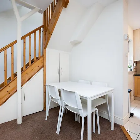 1br Near Harolds Cross Village & Grand Canal Appartamento Dublino